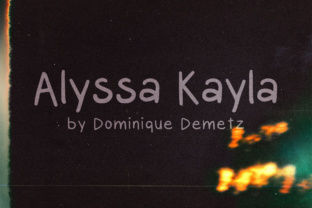 Alyssa Kayla Font: A Handwritten Typeface for Editorial Warmth